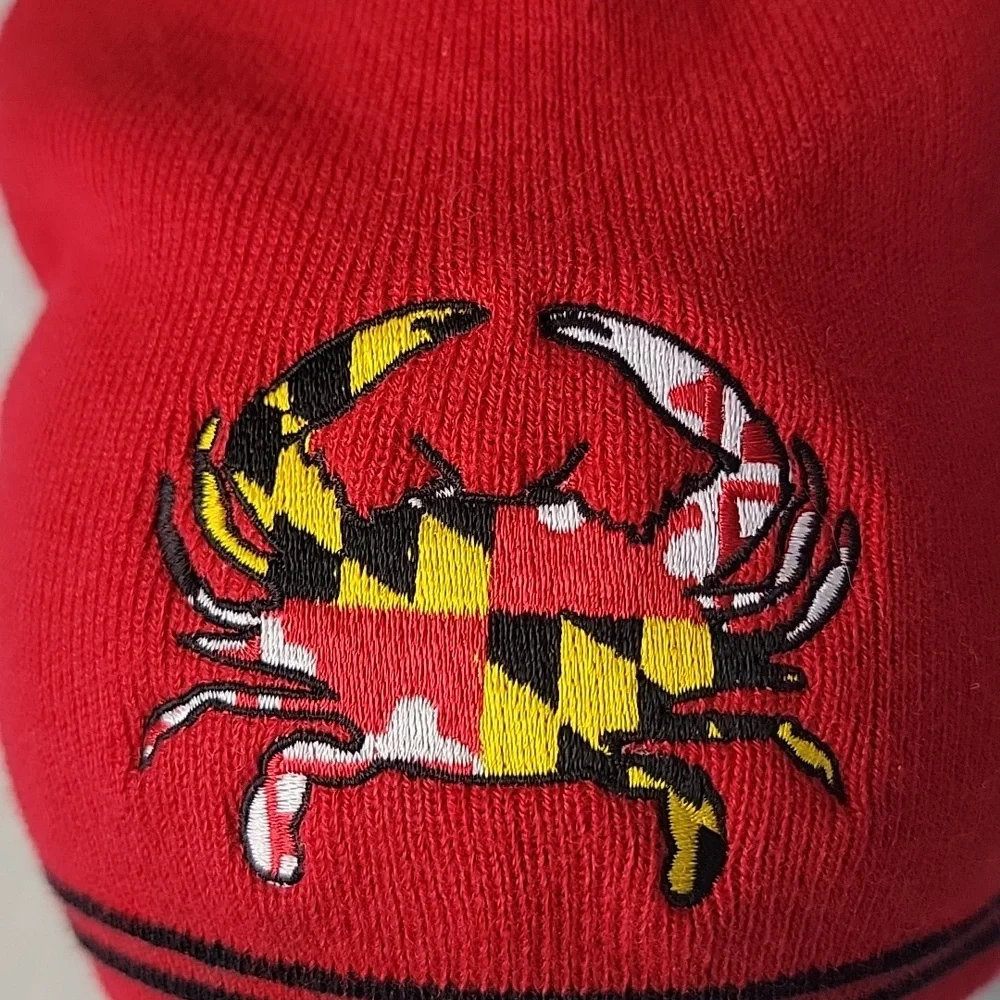 SPORT TEK Maryland Flag Embroidered Crab Red Black Beanie Knit Winter Skull Hat‎